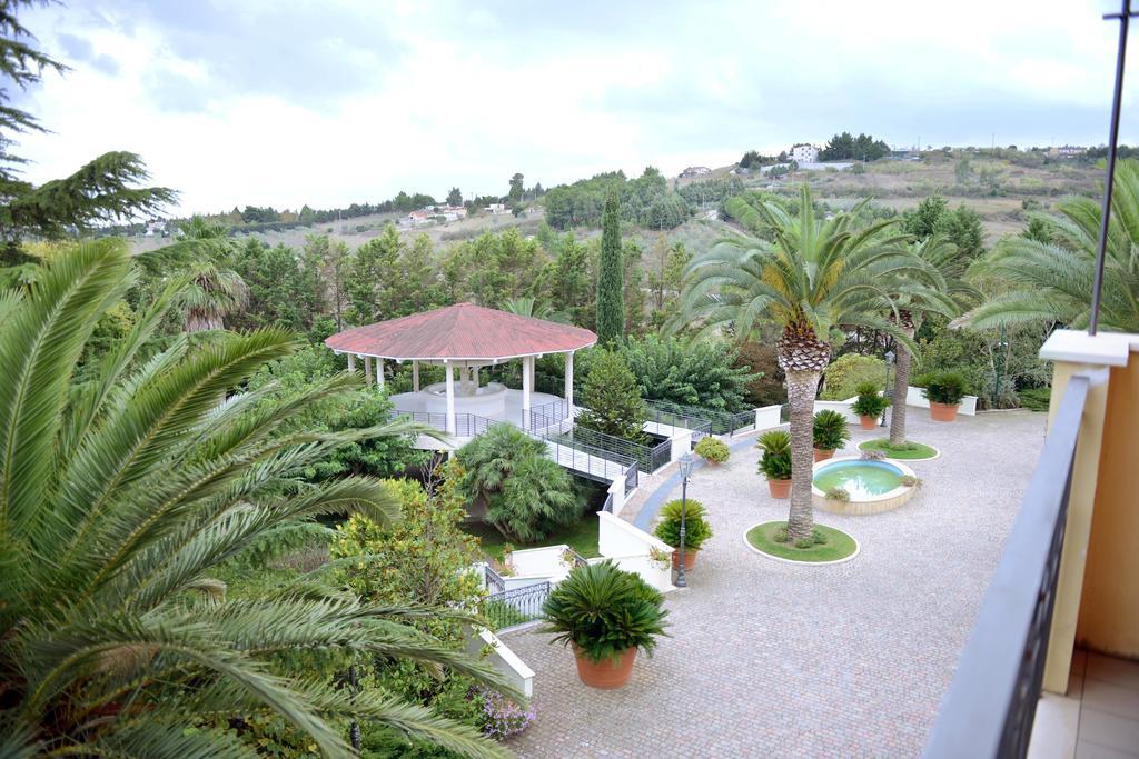 Hotel La Corte Matera Exterior photo